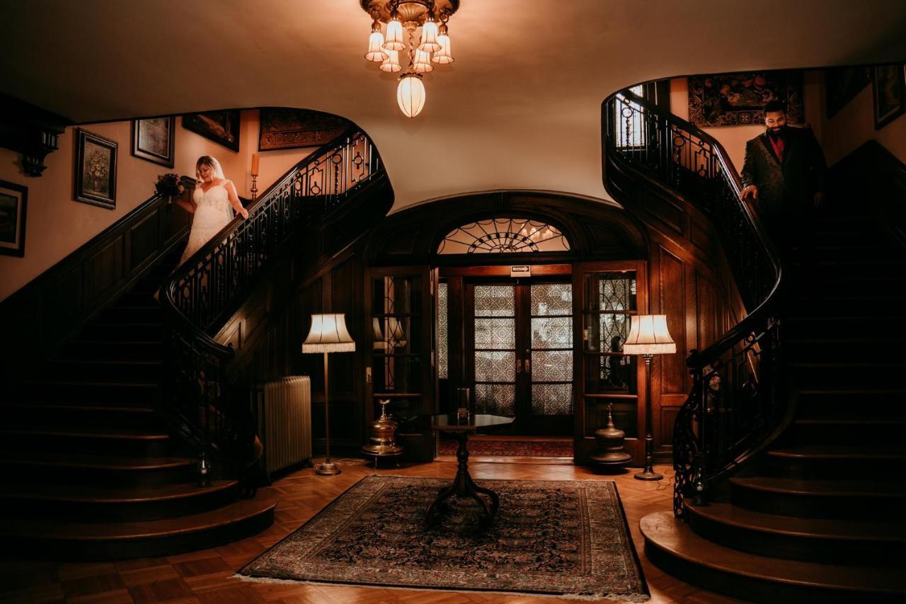 Mercersburg Inn Bagian luar foto