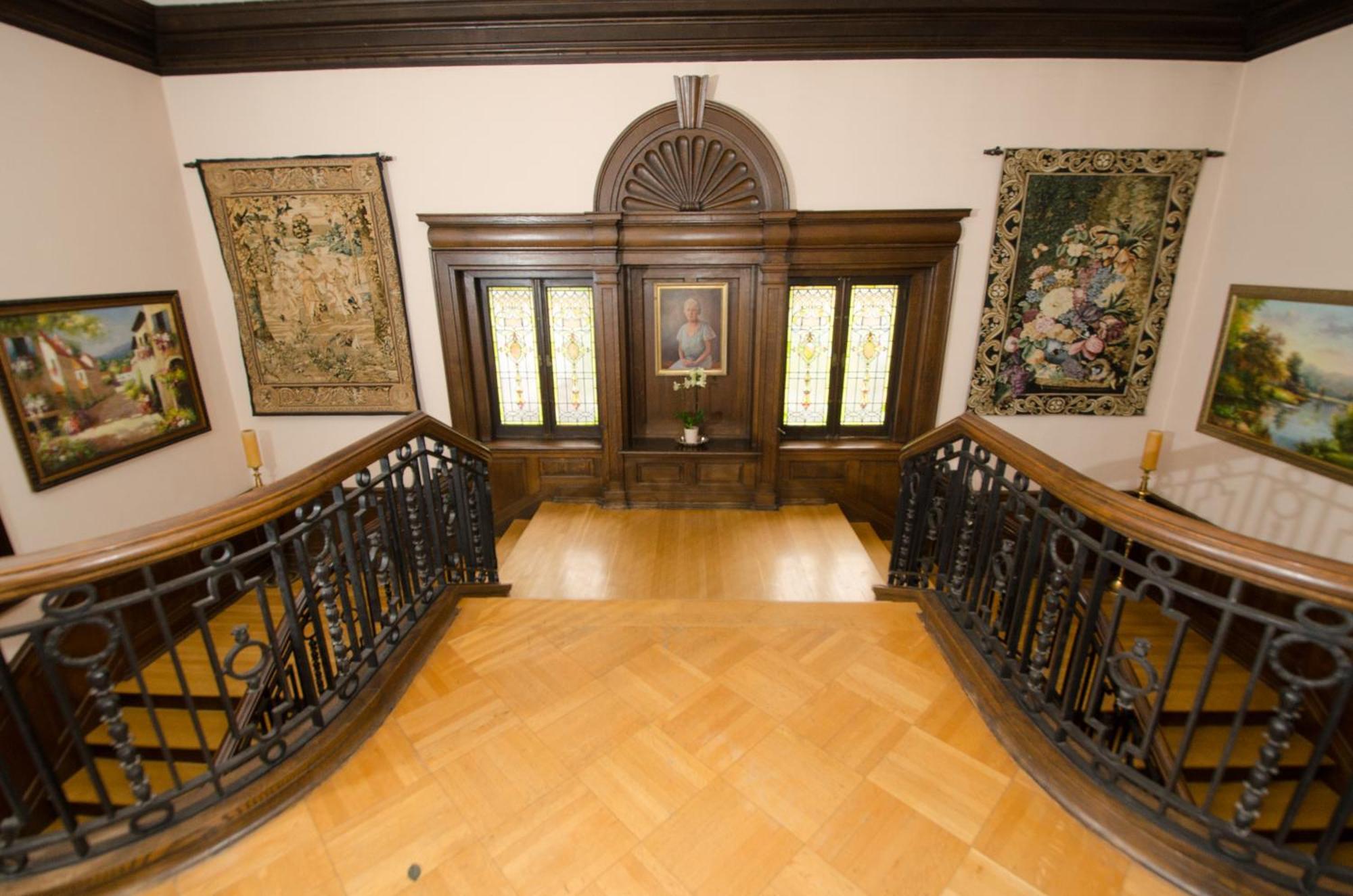 Mercersburg Inn Bagian luar foto