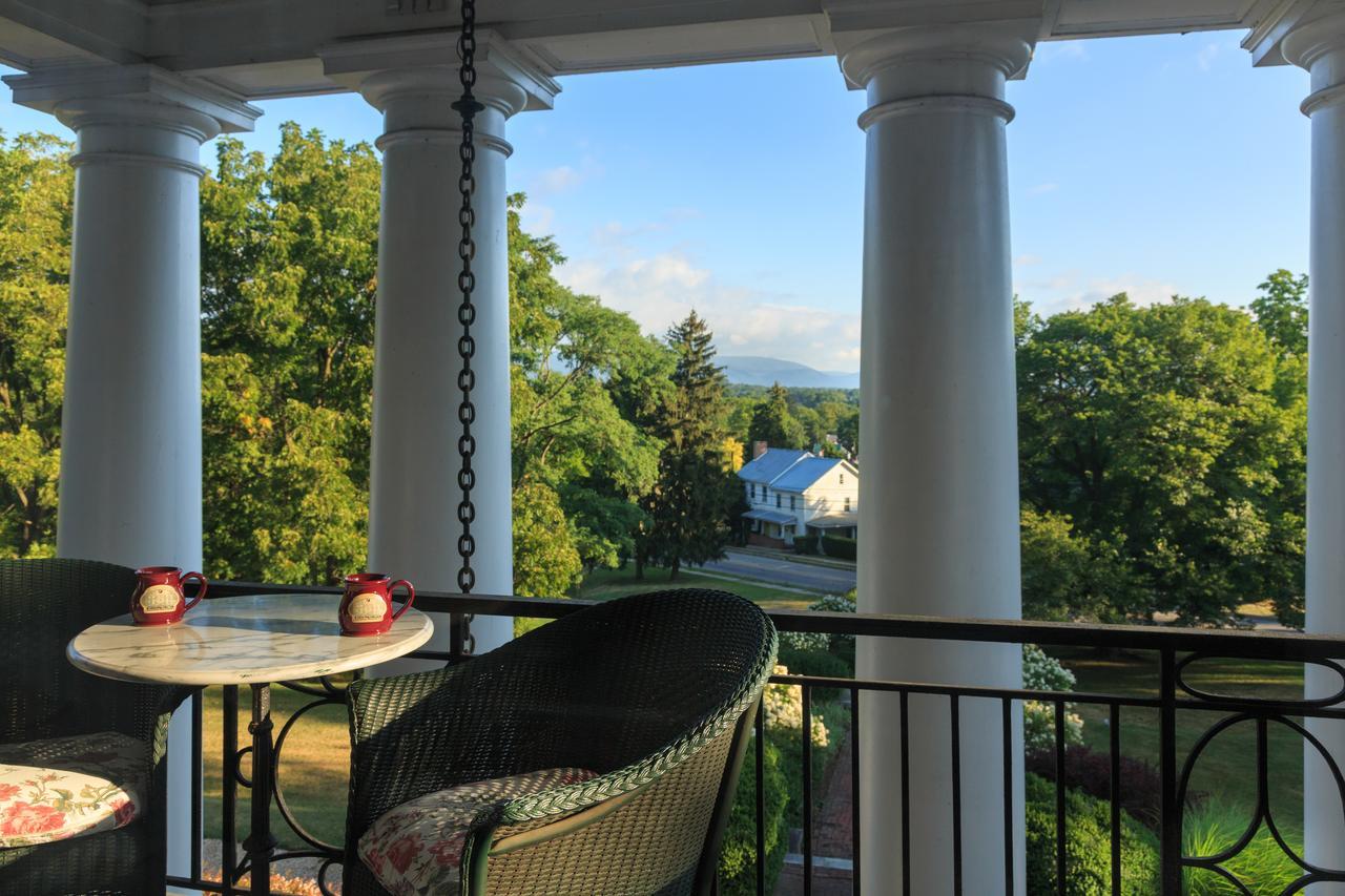 Mercersburg Inn Bagian luar foto
