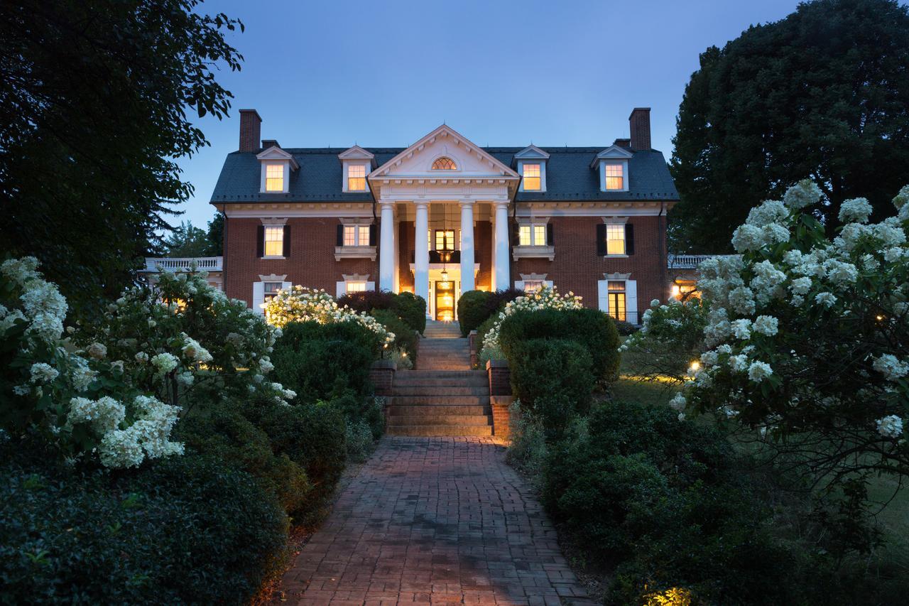 Mercersburg Inn Bagian luar foto