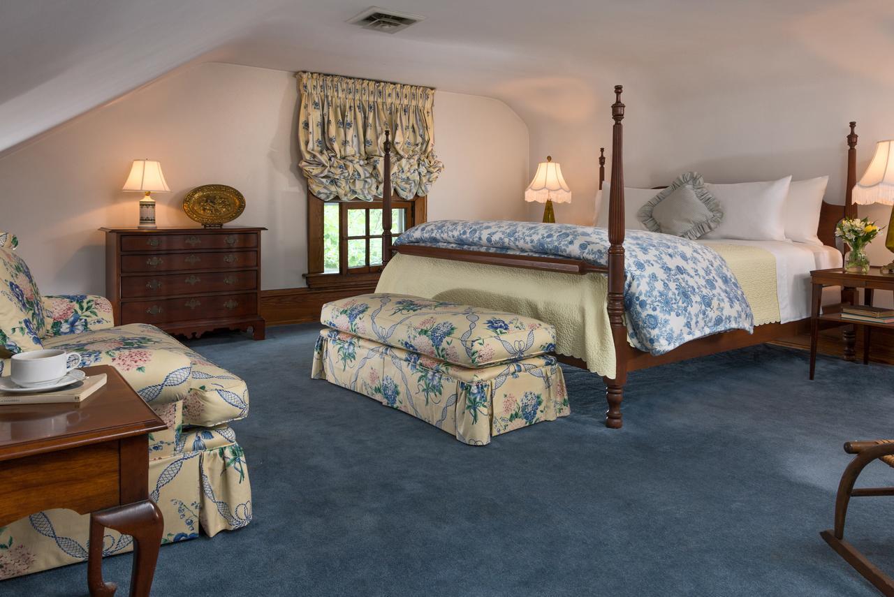 Mercersburg Inn Bagian luar foto