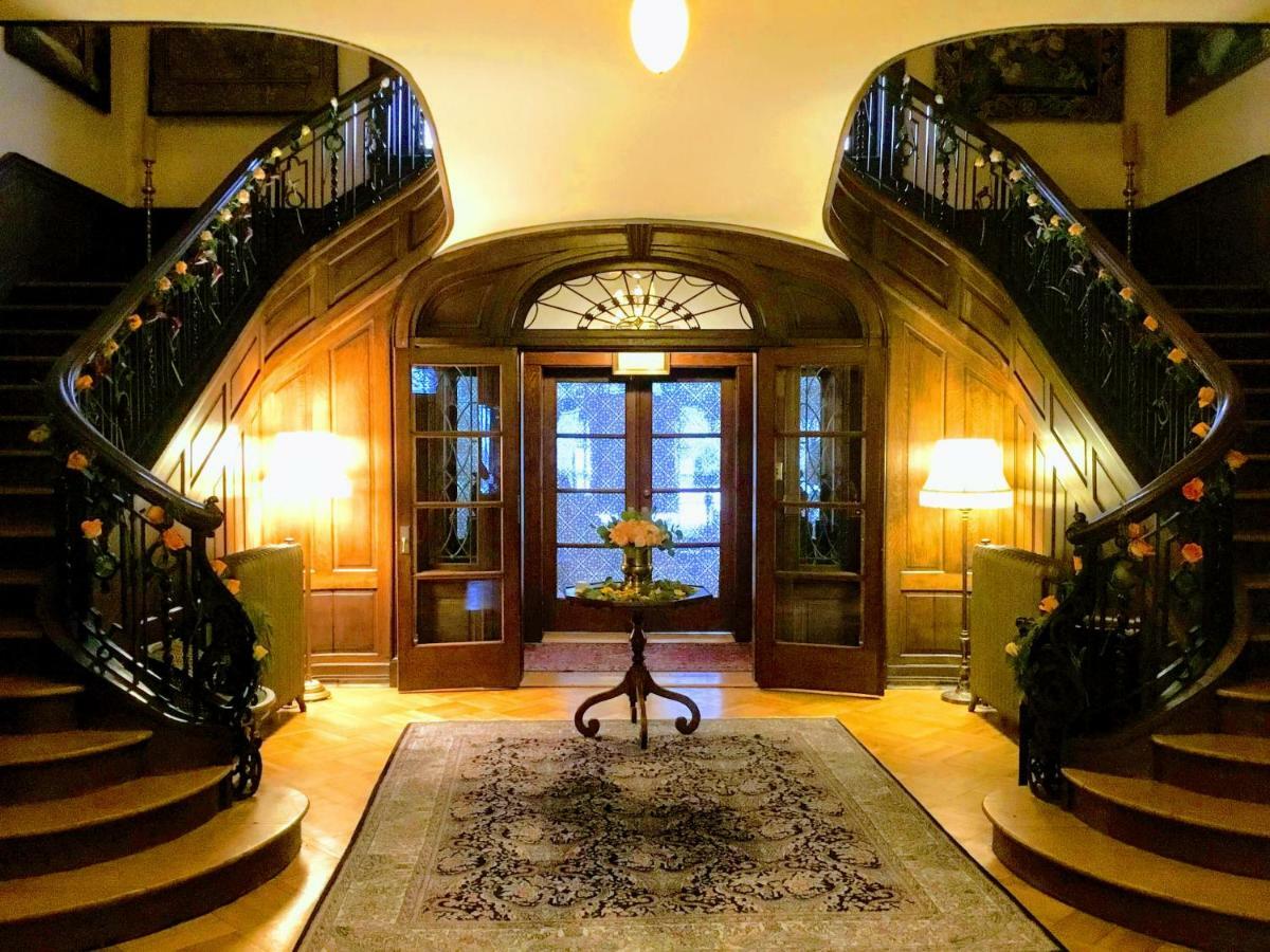 Mercersburg Inn Bagian luar foto