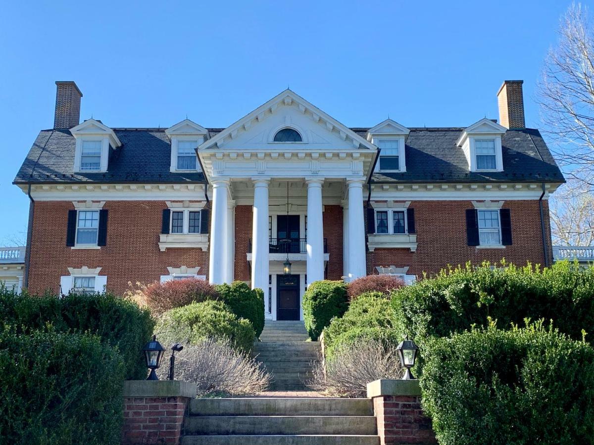 Mercersburg Inn Bagian luar foto